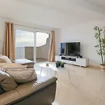 アパート La Perla 3 Bedrooms In