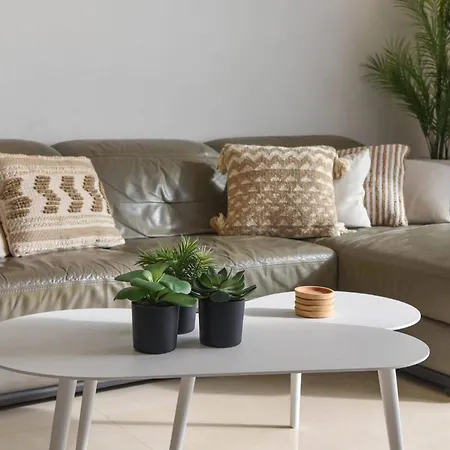 アパート La Perla 3 Bedrooms In カルプ